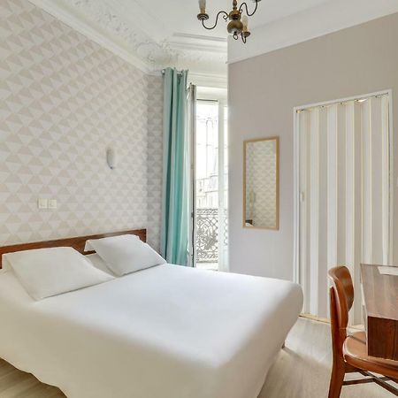 Hotel Des 3 Nations Paris Bagian luar foto